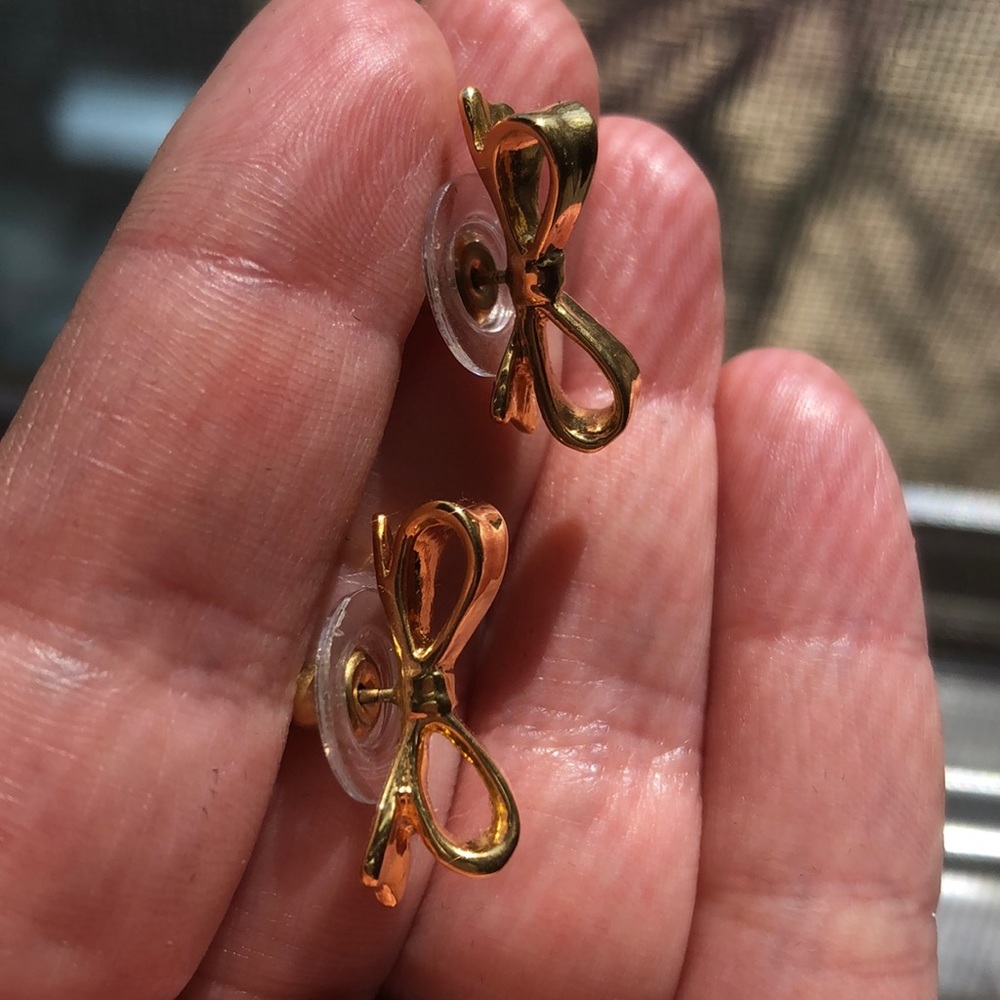 Kate spade gold bow earrings